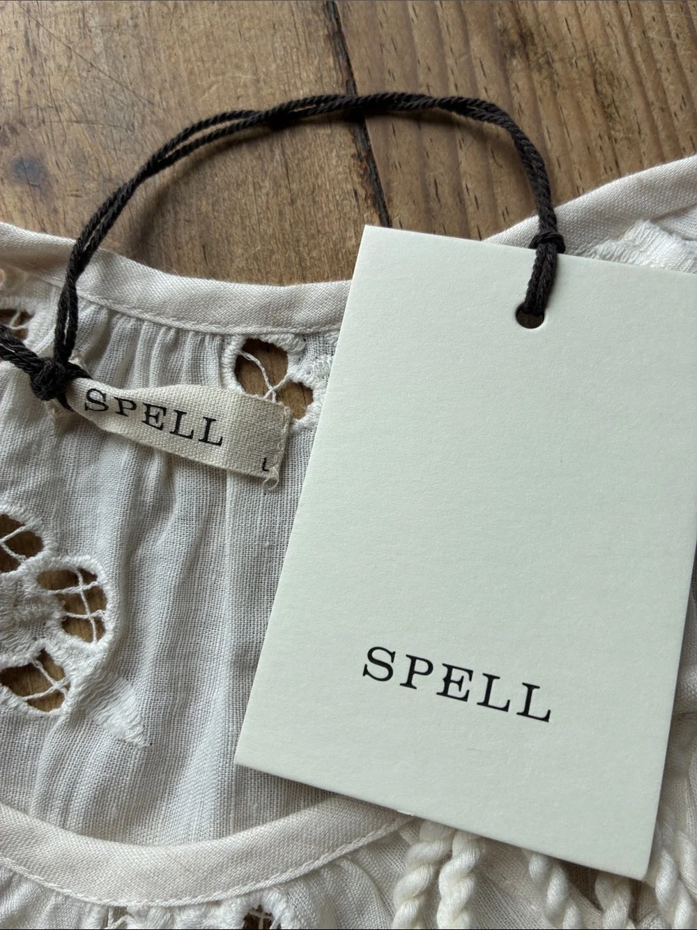 NWT Spell Organic Cotton Love Note Broderie Blouse in Star White size Large - Picture 12 of 14